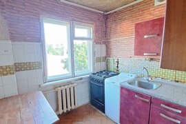 Четырехкомнатная в тихом центре